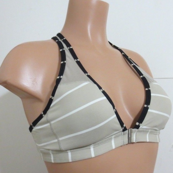 lululemon front closure sports bra